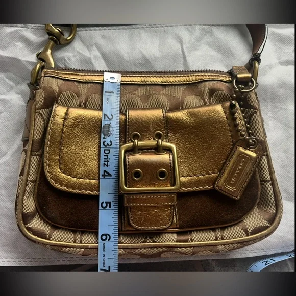 Coach Brown and Gold Shoulder Bag - Picture 3 of 11